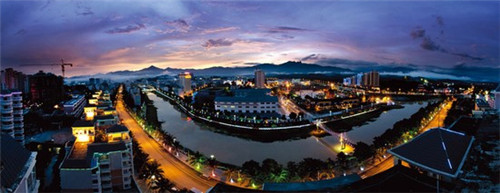 卷舍菠菜卷饼加盟费用多少钱才够，加盟卷舍菠菜卷饼联系方式是什么